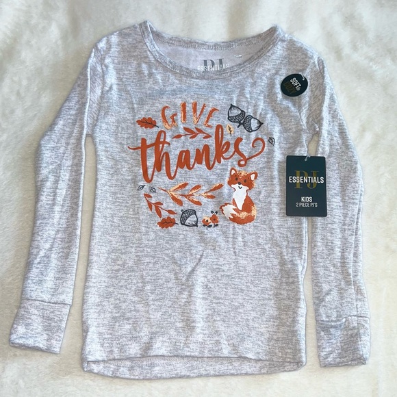 🍁Girl’s Fall pajama set - Picture 2 of 3